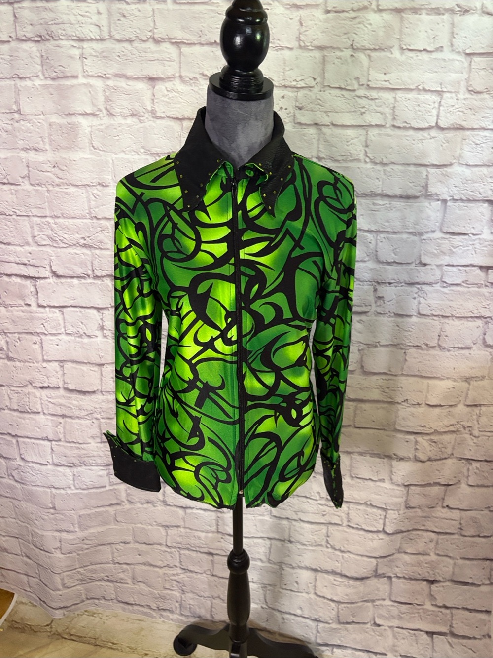 Show Dressed Up Western Vibrant Green and Black Show Shirt